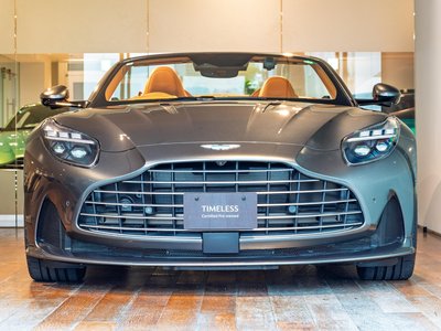صورة 7 لـ 2024 Aston Martin DB12 VOLANTE