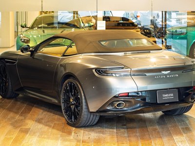 صورة 4 لـ 2024 Aston Martin DB12 VOLANTE