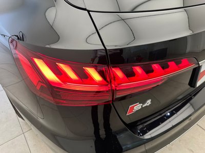 صورة 38 لـ 2024 AUDI S4 AVANT
