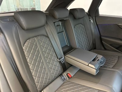 صورة 30 لـ 2024 AUDI S4 AVANT