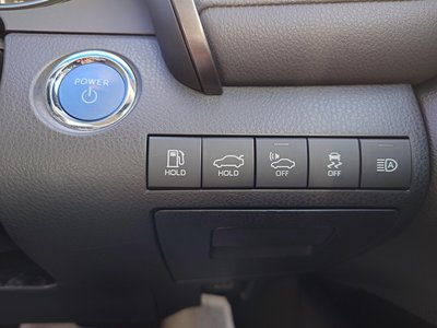 صورة 15 لـ 2020 Toyota CAMRY