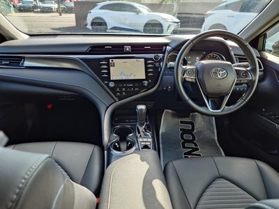 صورة 9 لـ 2020 Toyota CAMRY
