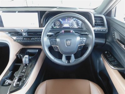 2025 Toyota CROWN SPORT — фото 5