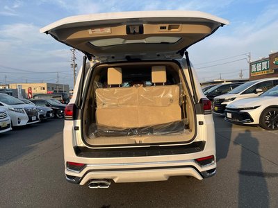2025 Toyota LAND CRUISER 300 照片 9