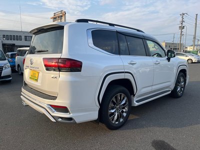2025 Toyota LAND CRUISER 300 照片 4