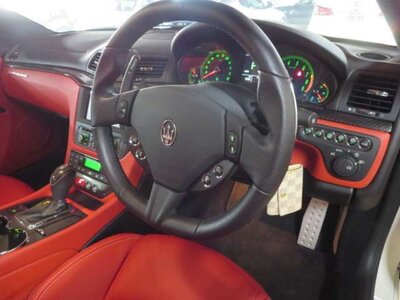 صورة 10 لـ 2017 Maserati GRANTURISMO