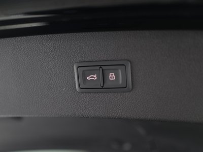 صورة 14 لـ 2016 AUDI RS7 SPORTBACK