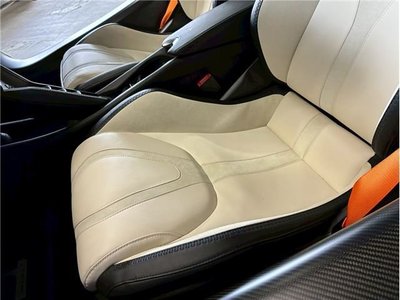 صورة مصغرة 34 لـ 2024 Mclaren 750S SPIDER
