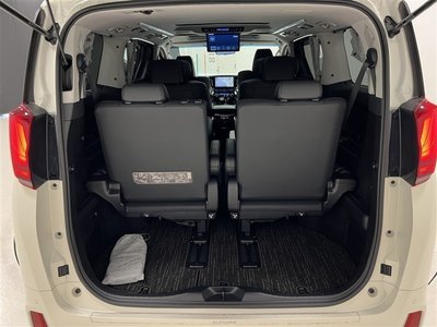 صورة 33 لـ 2021 Toyota ALPHARD