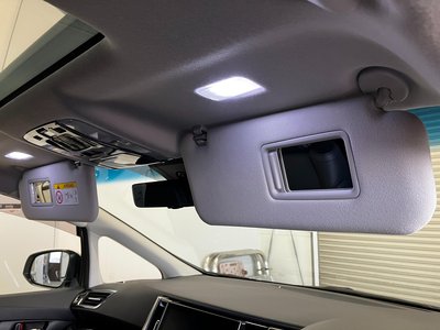 صورة 61 لـ 2021 Toyota ALPHARD
