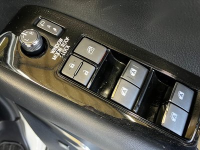 صورة 53 لـ 2021 Toyota ALPHARD
