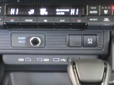 صورة مصغرة 36 لـ 2024 Toyota LAND CRUISER 250