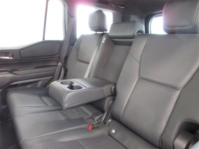 صورة مصغرة 12 لـ 2024 Toyota LAND CRUISER 250