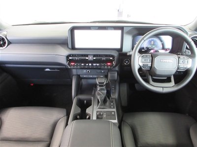 صورة مصغرة 10 لـ 2024 Toyota LAND CRUISER 250
