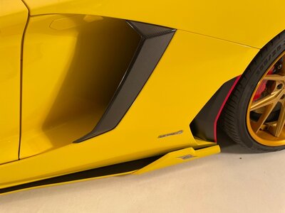 صورة مصغرة 10 لـ 2015 Lamborghini AVENTADOR