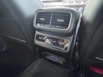 2026 Mercedes-BENZ GLE — миниатюра 60