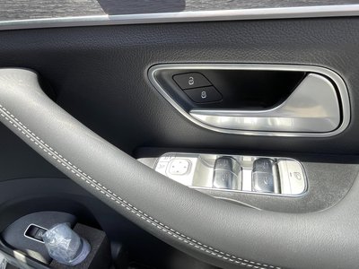 2026 Mercedes-BENZ GLE — миниатюра 39
