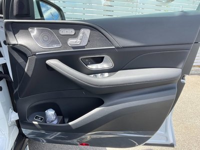 2026 Mercedes-BENZ GLE — миниатюра 38