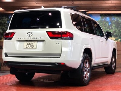 2024 Toyota LAND CRUISER 300 thumbnail 18