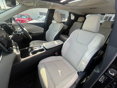 2023 Lexus RX photo 9