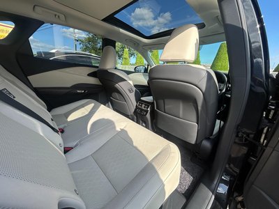 2023 Lexus RX thumbnail 22