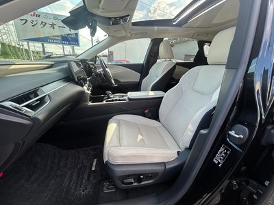 2023 Lexus RX photo 8