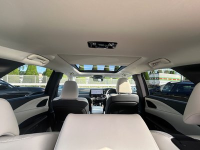 2023 Lexus RX thumbnail 25