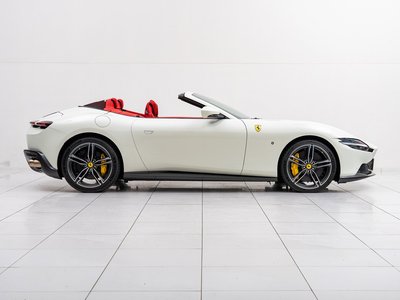 صورة 10 لـ 2025 Ferrari ROMA SPIDER