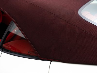2025 Ferrari ROMA SPIDER thumbnail 21