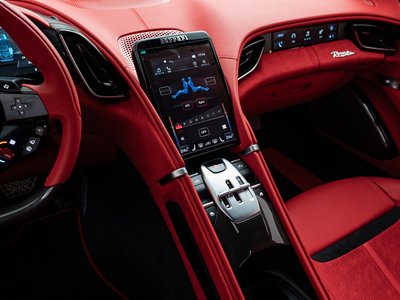 2025 Ferrari ROMA SPIDER thumbnail 41