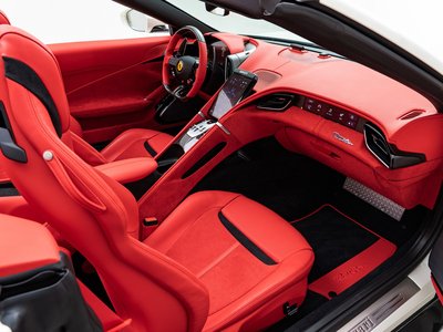 2025 Ferrari ROMA SPIDER thumbnail 46