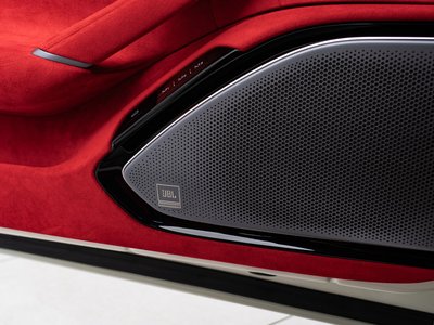 2025 Ferrari ROMA SPIDER thumbnail 37