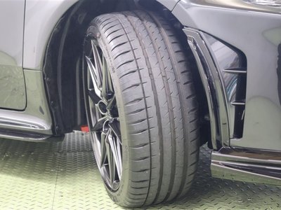 صورة 14 لـ 2025 Toyota GR YARIS