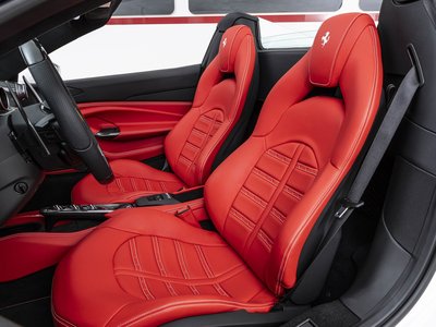 2022 Ferrari F8 SPIDER — фото 12