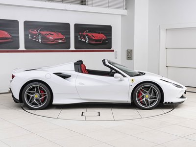 2022 Ferrari F8 SPIDER — фото 5