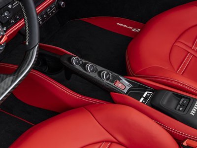 2022 Ferrari F8 SPIDER — фото 16