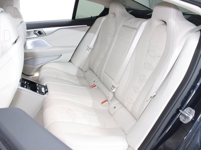 صورة 16 لـ 2026 BMW Alpina B8 GRAN COUPE