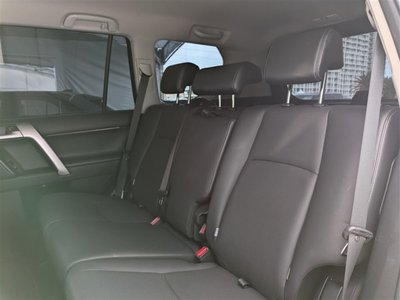 2023 Toyota LAND CRUISER PRADO thumbnail 17