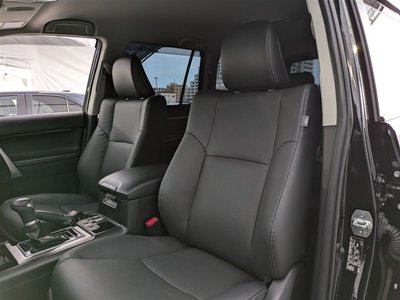 2023 Toyota LAND CRUISER PRADO photo 16