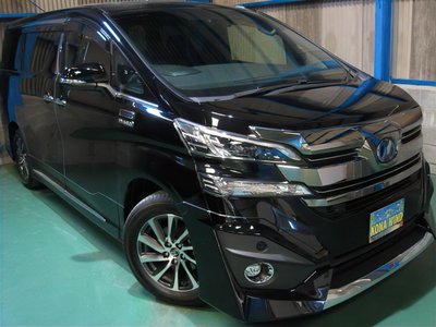 2017 Toyota VELLFIRE — фото 1
