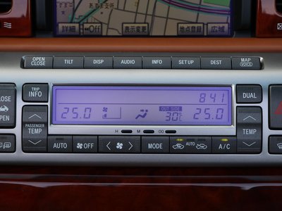 صورة 36 لـ 2010 Lexus SC