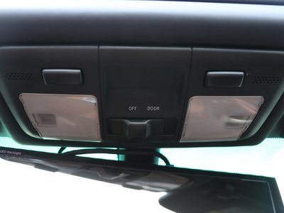صورة 68 لـ 2010 Lexus SC