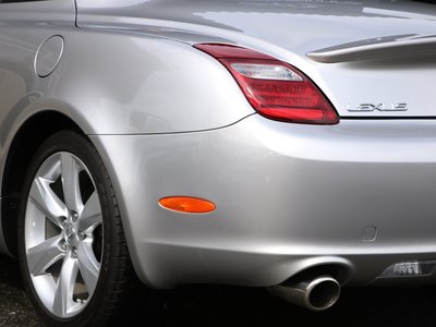 صورة 15 لـ 2010 Lexus SC