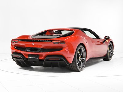 صورة 10 لـ 2025 Ferrari 296 GTS