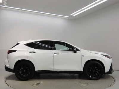 2023 Lexus NX 缩略图 3