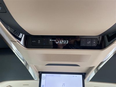 2023 Toyota ALPHARD 照片 32