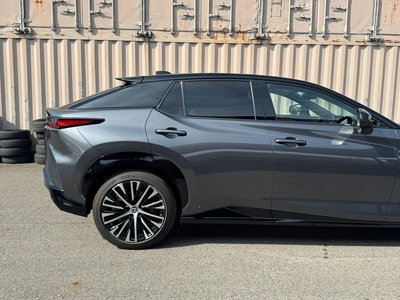 صورة مصغرة 24 لـ 2023 Lexus RZ