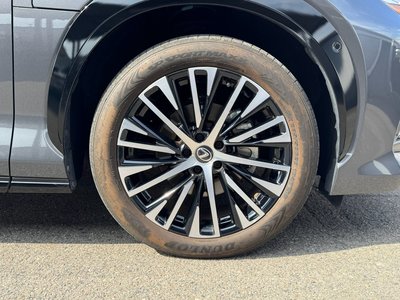 صورة مصغرة 37 لـ 2023 Lexus RZ