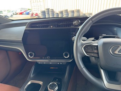 صورة مصغرة 43 لـ 2023 Lexus RZ
