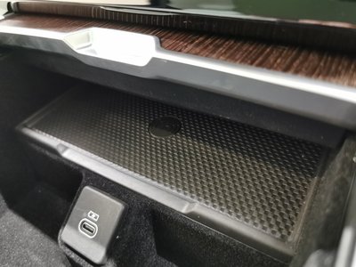 2023 LAND Rover RANGE ROVER thumbnail 23